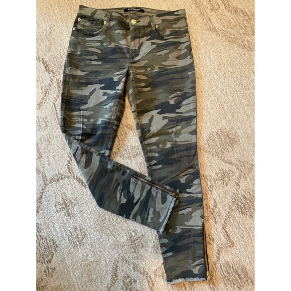 express camo pants